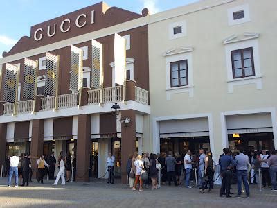 sicilia outlet village scarpe gucci|gucci outlet italy.